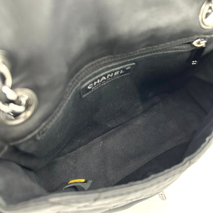 Chanel black quilted lambskin Country mini crossbody bag  ch66252cv