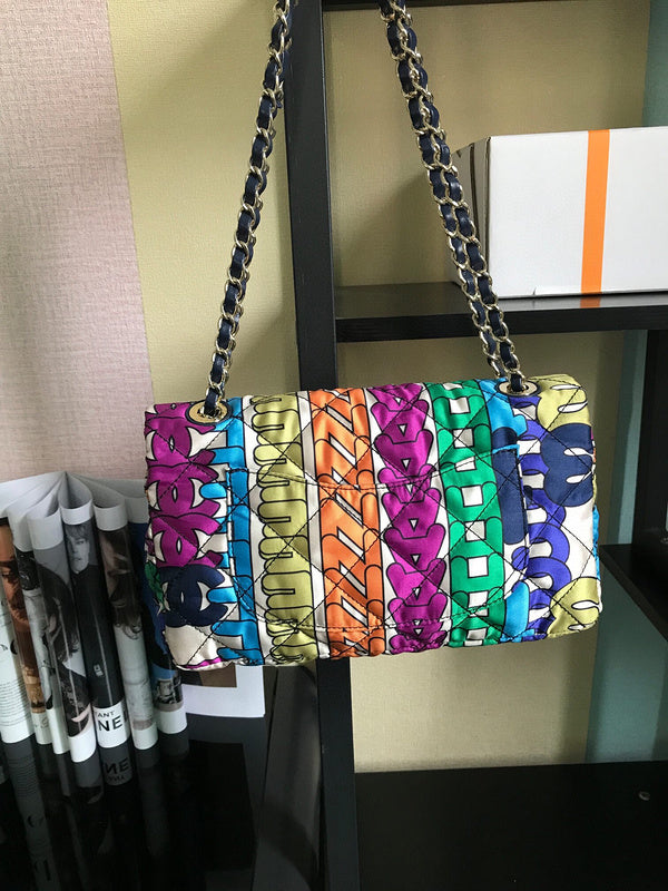 Chanel Luxury Handbag Style 268