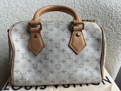 Louis Vuitton Speedy Bandouliere 20 Mastic Cream (£2420)