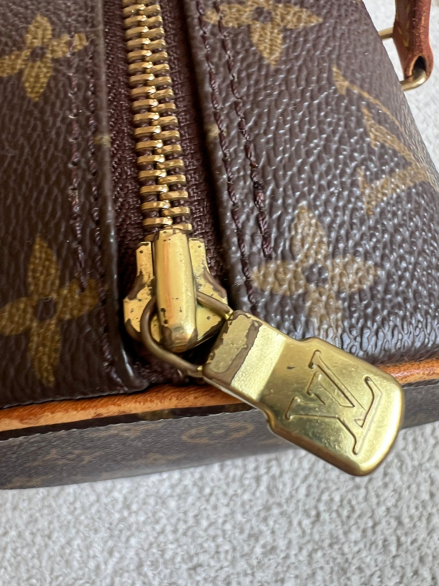 Louis Vuitton Papillon 30 Monogram
