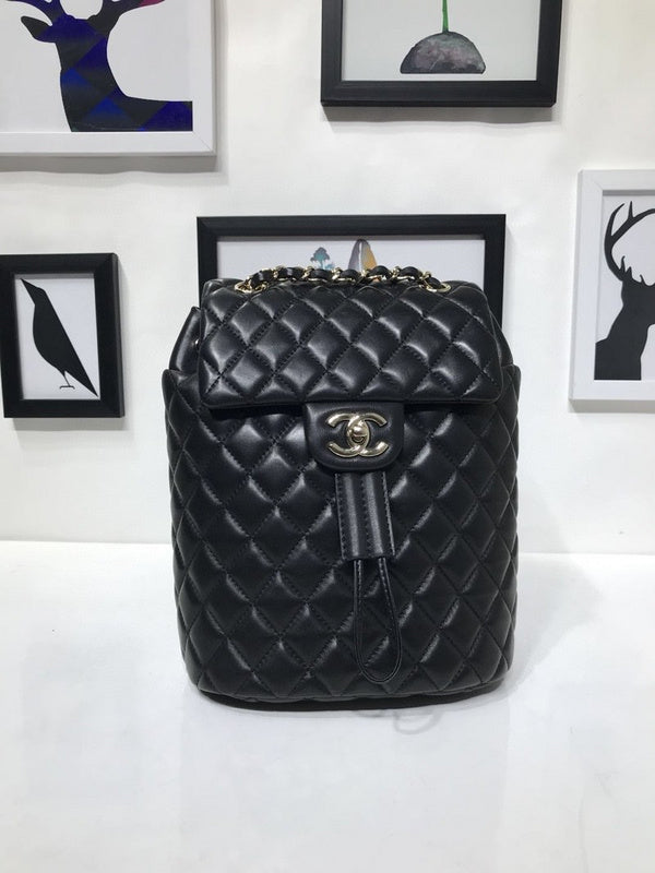 Chanel Luxury Handbag Style 389
