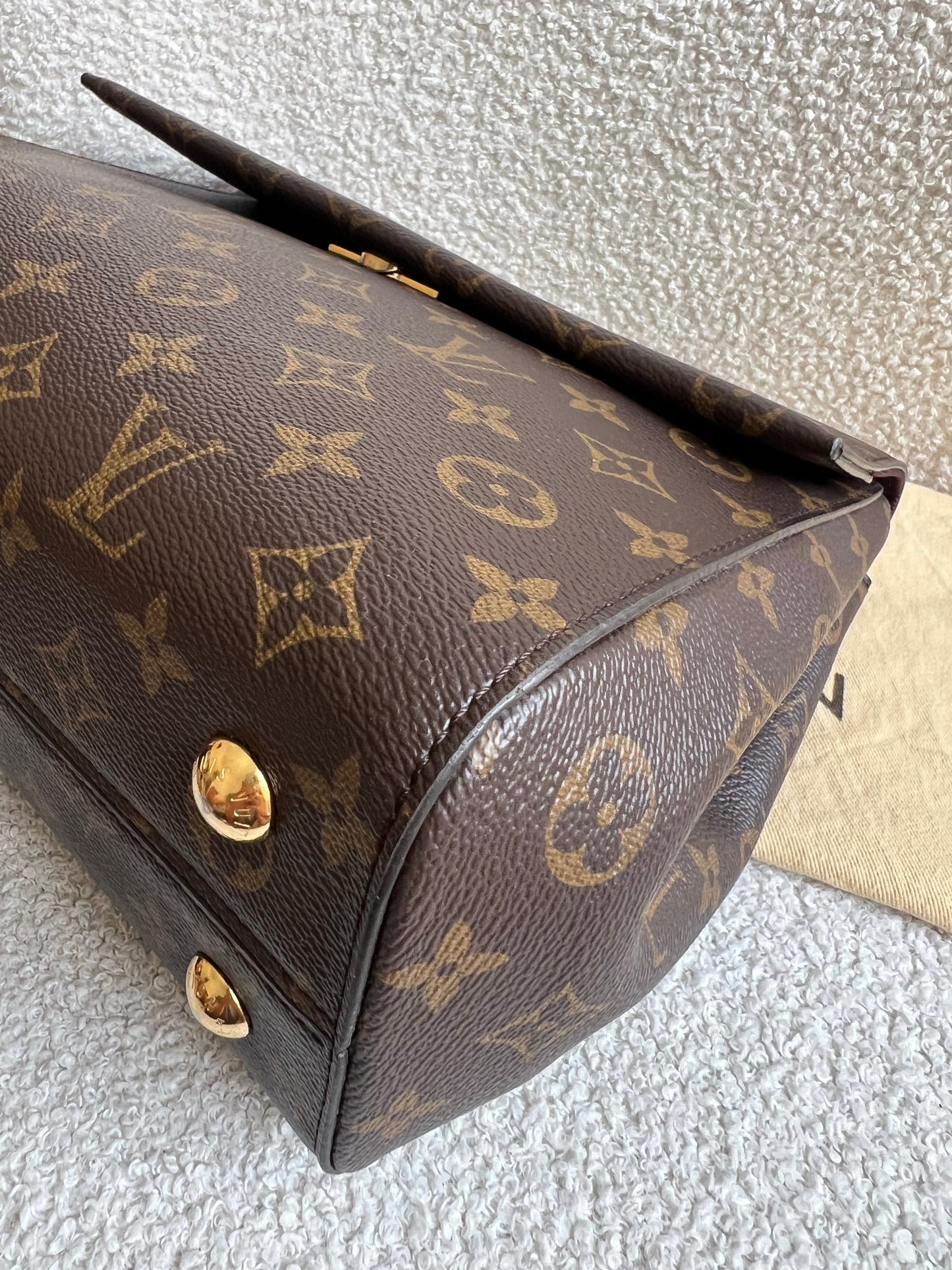 Louis Vuitton Cluny MM Monogram (RRP £1890)