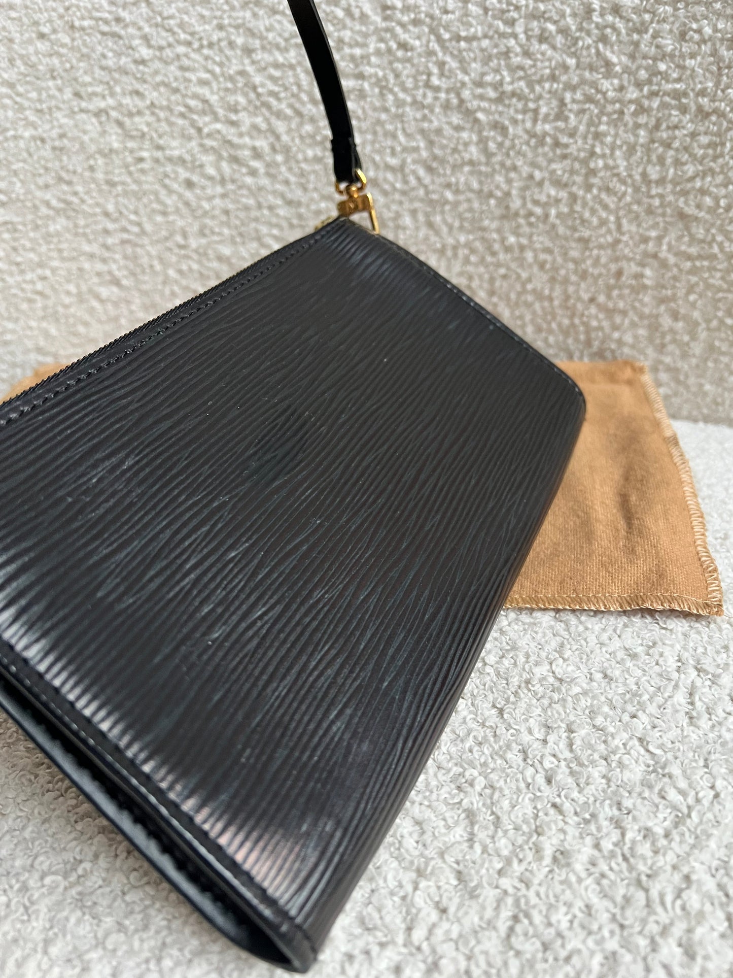 Louis Vuitton Vintage Black Epi Leather Pochette