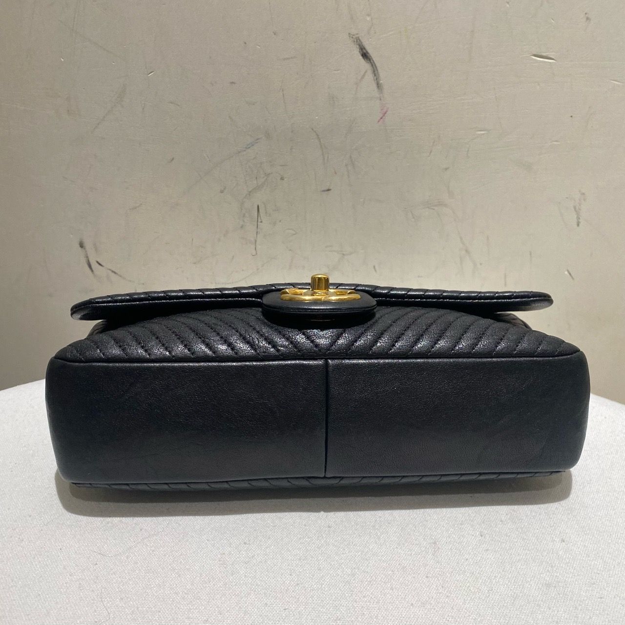 Chanel Black Classic Flap  crossbody bagin Leather IMG_6298
