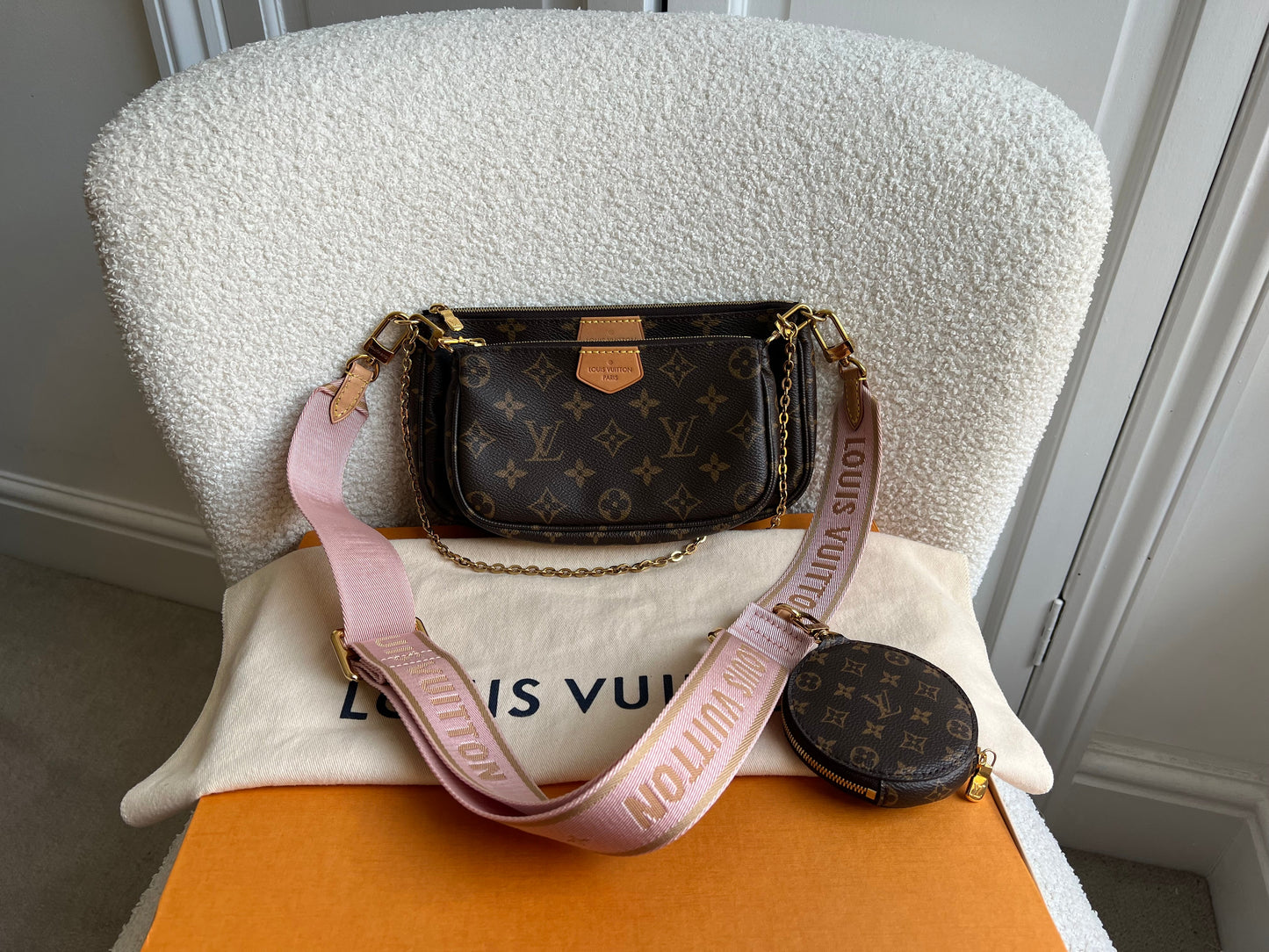 Louis Vuitton Multi Pochette Accessoires Rose Chiaro (RRP £2070)