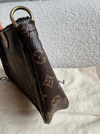 Louis Vuitton Multi Pochette Accessoires Rose Chiaro (RRP £2030)