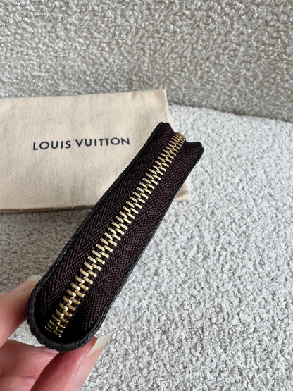 Louis Vuitton Zippy Coin Purse in Amarante Vernis Patent (RRP £420)