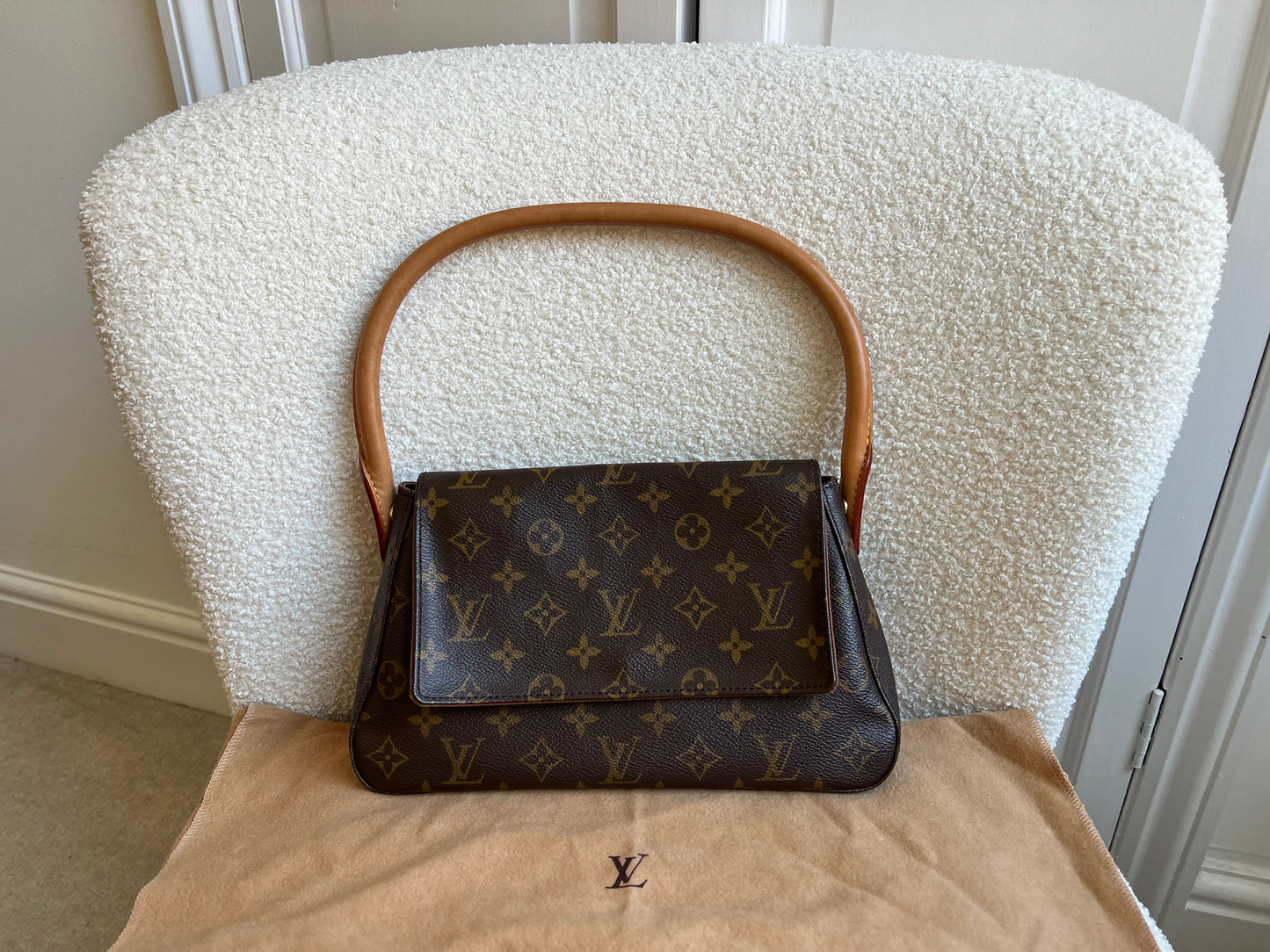 Louis Vuitton Looping Mini Monogram