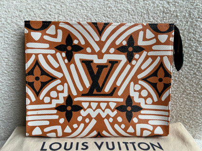 Louis Vuitton Crafty Toiletry Pouch 26 Creme Caramel