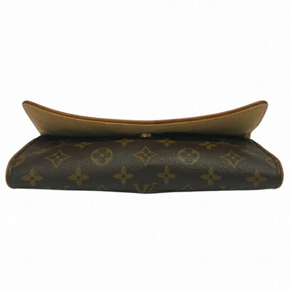 Louis Vuitton  Pochette Shoulder Bag