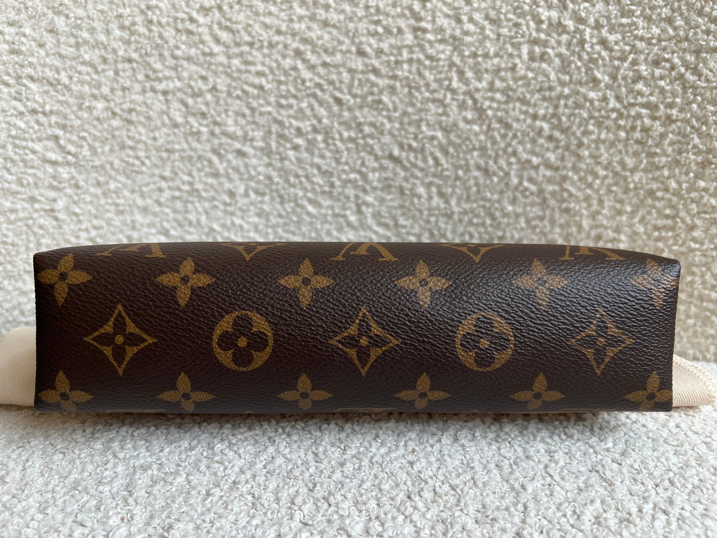 Louis Vuitton Cosmetic Pouch GM Monogram (RRP £495)