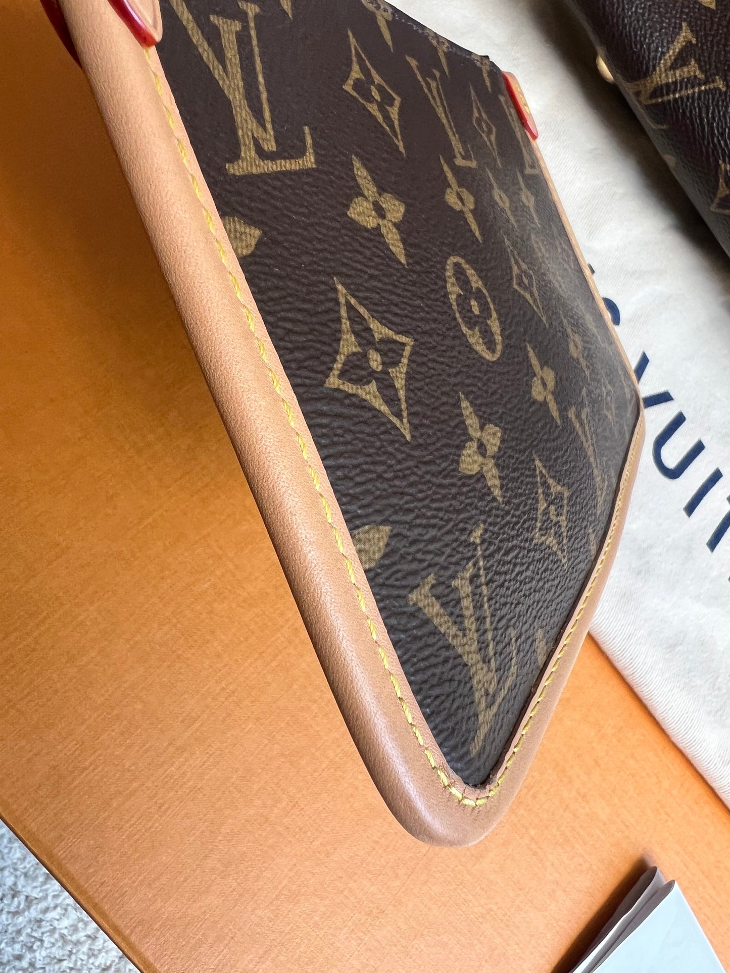 Louis Vuitton Carryall PM Monogram Canvas (RRP £2240)