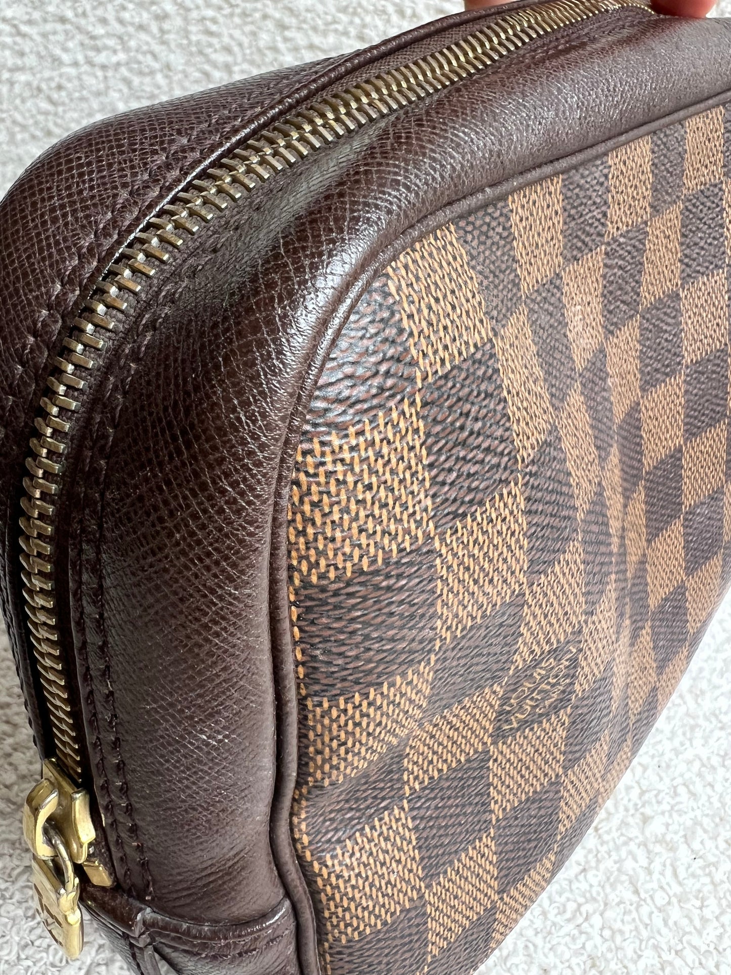 Louis Vuitton Damier Ebene Trousse Toilette