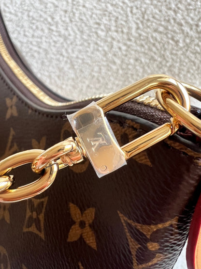 Louis Vuitton Boulogne Monogram (RRP £1,850)