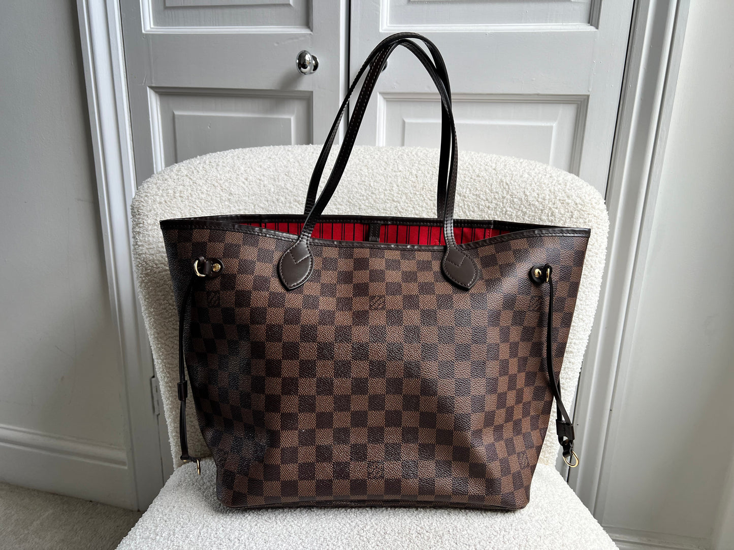 Louis Vuitton Neverfull MM Damier Ebene Cherry Interior (RRP £1,430)