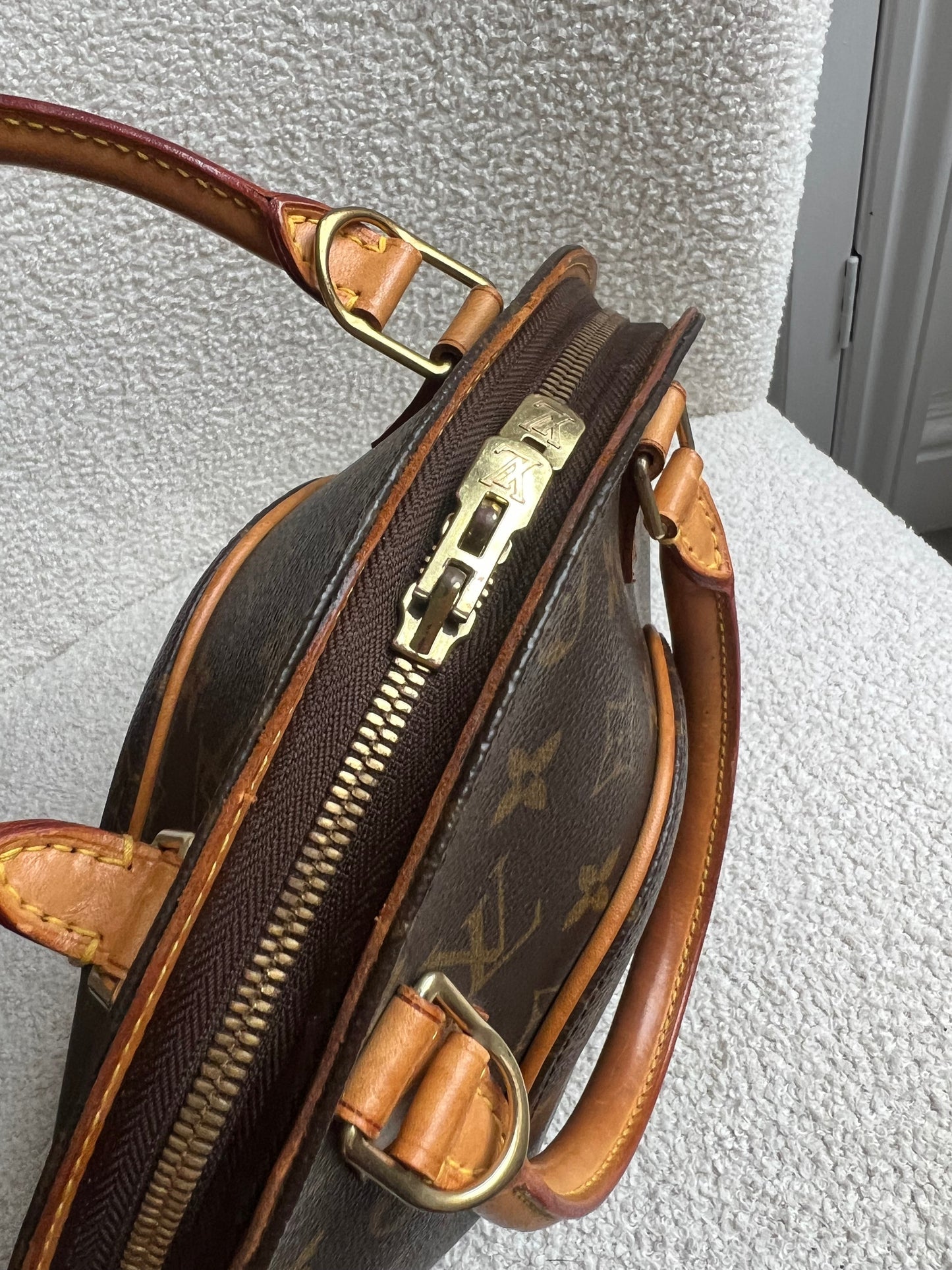 Louis Vuitton Ellipse PM Monogram