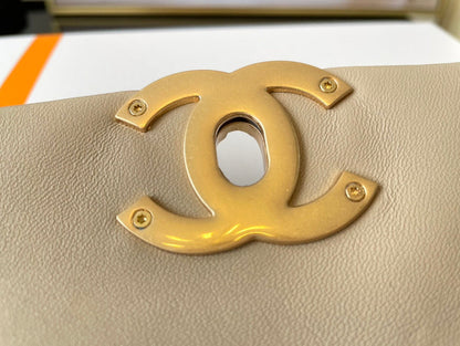 Chanel Luxury Handbag Style 603