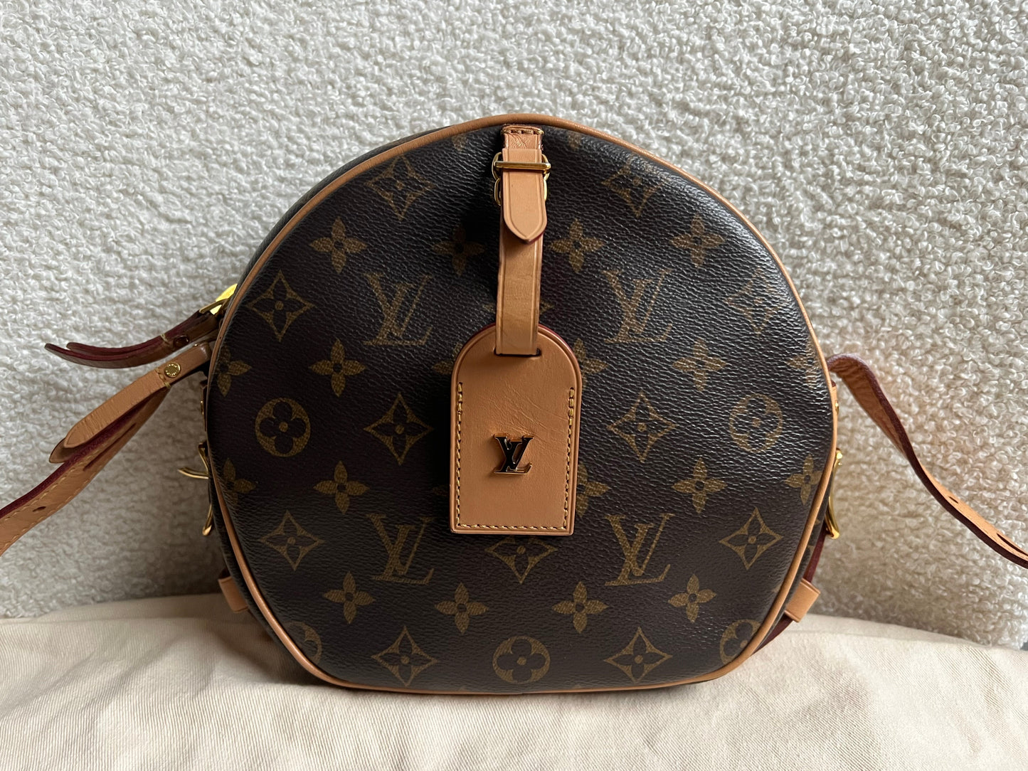 Louis Vuitton Boite Chapeau Souple MM (RRP £2320)