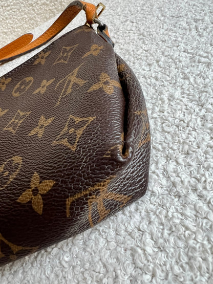 Louis Vuitton Monogram Safran Pallas Pochette