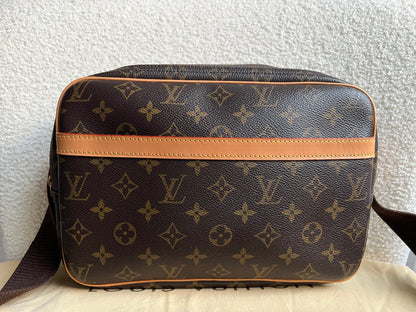 Lous Vuitton Reporter Monogram