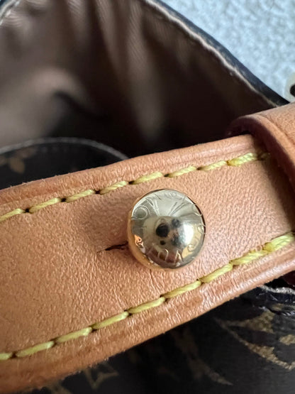 Louis Vuitton Graceful MM Monogram (RRP £1,420)
