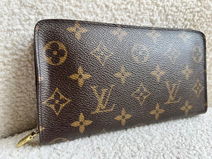 Louis Vuitton Porte Monnaie Zip Around Long Wallet in Monogram