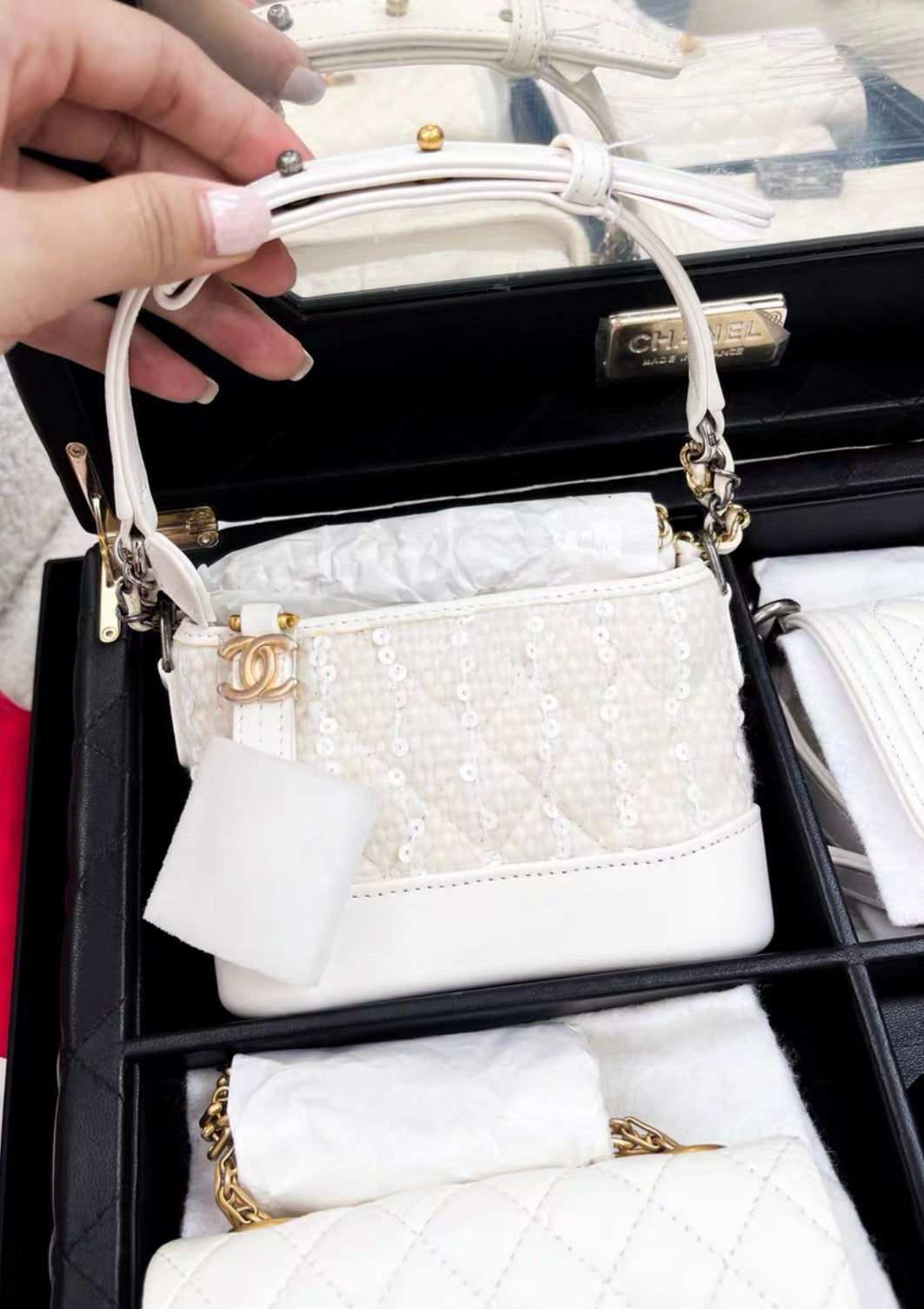 Chanel Set Of 4 White Mini Bags With Quilted Trunk