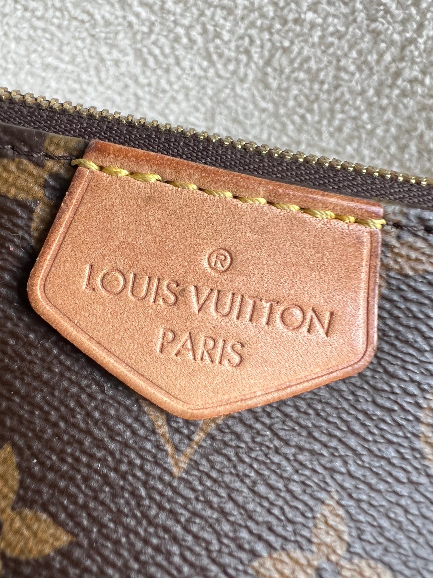 Louis Vuitton Multi Pochette Accessoires Khaki (RRP £2070)
