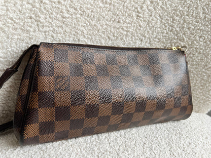 Louis Vuitton Eva Clutch Damier Ebene