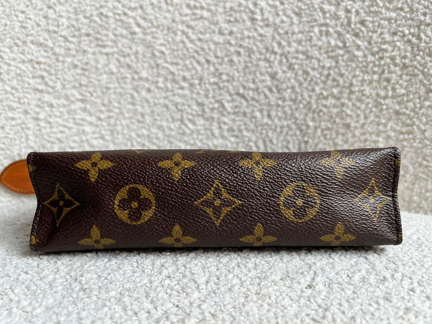 Louis Vuitton Toiletry Pouch 19 Monogram