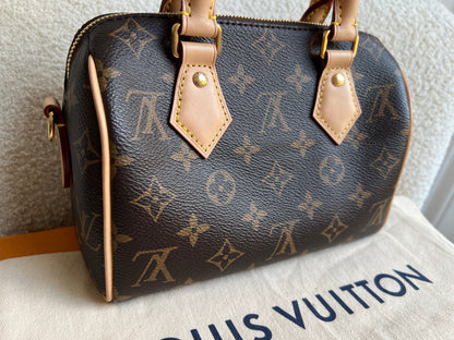 Louis Vuitton Speedy Monogram Bandouliere 20 (RRP £1680)