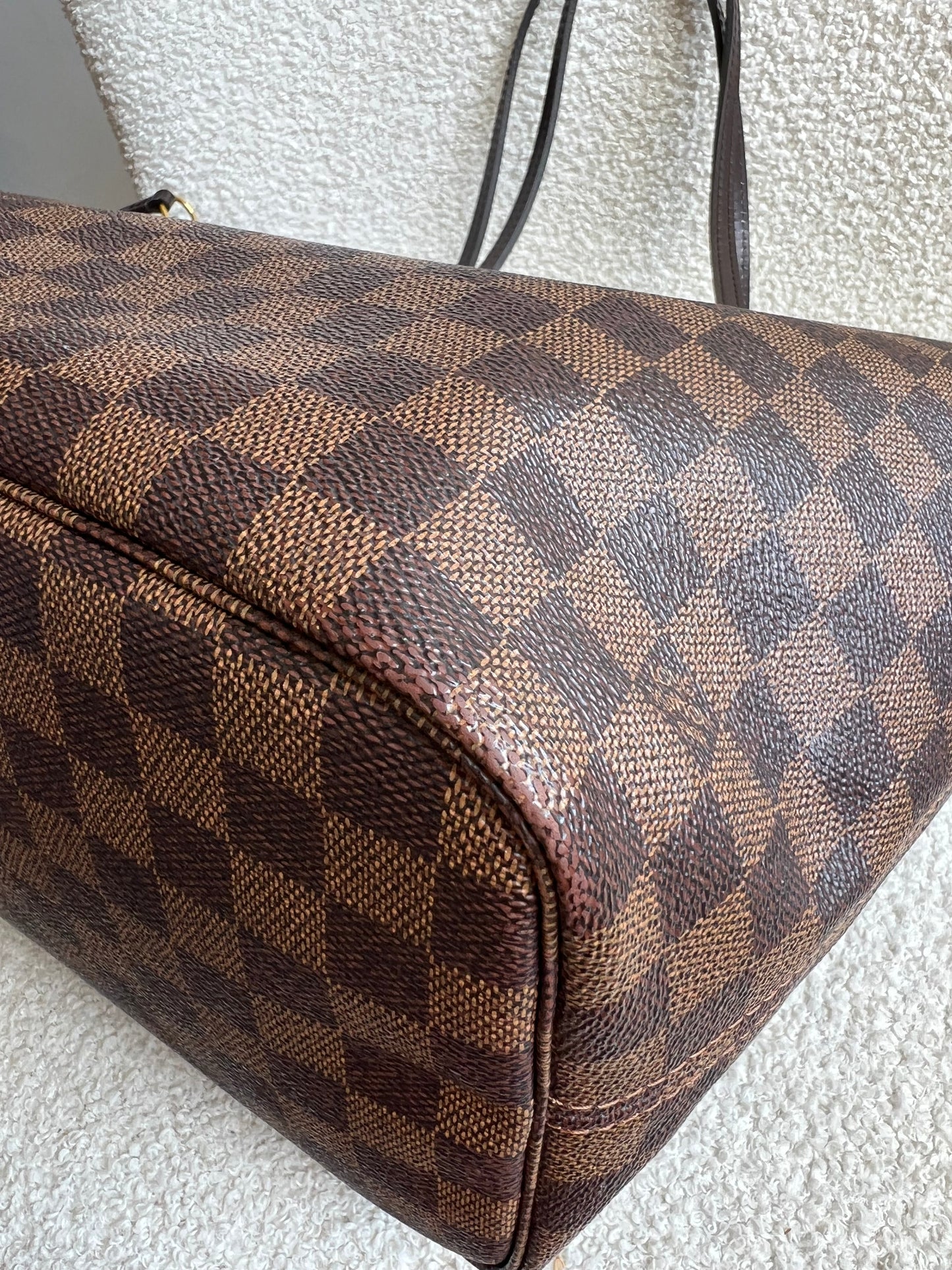 Louis Vuitton Neverfull MM Damier Ebene Cherry Interior (RRP £1,430)