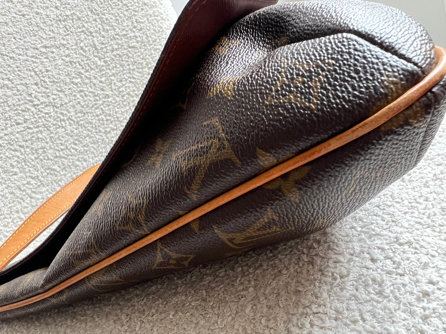 Louis Vuitton Musette Salsa GM