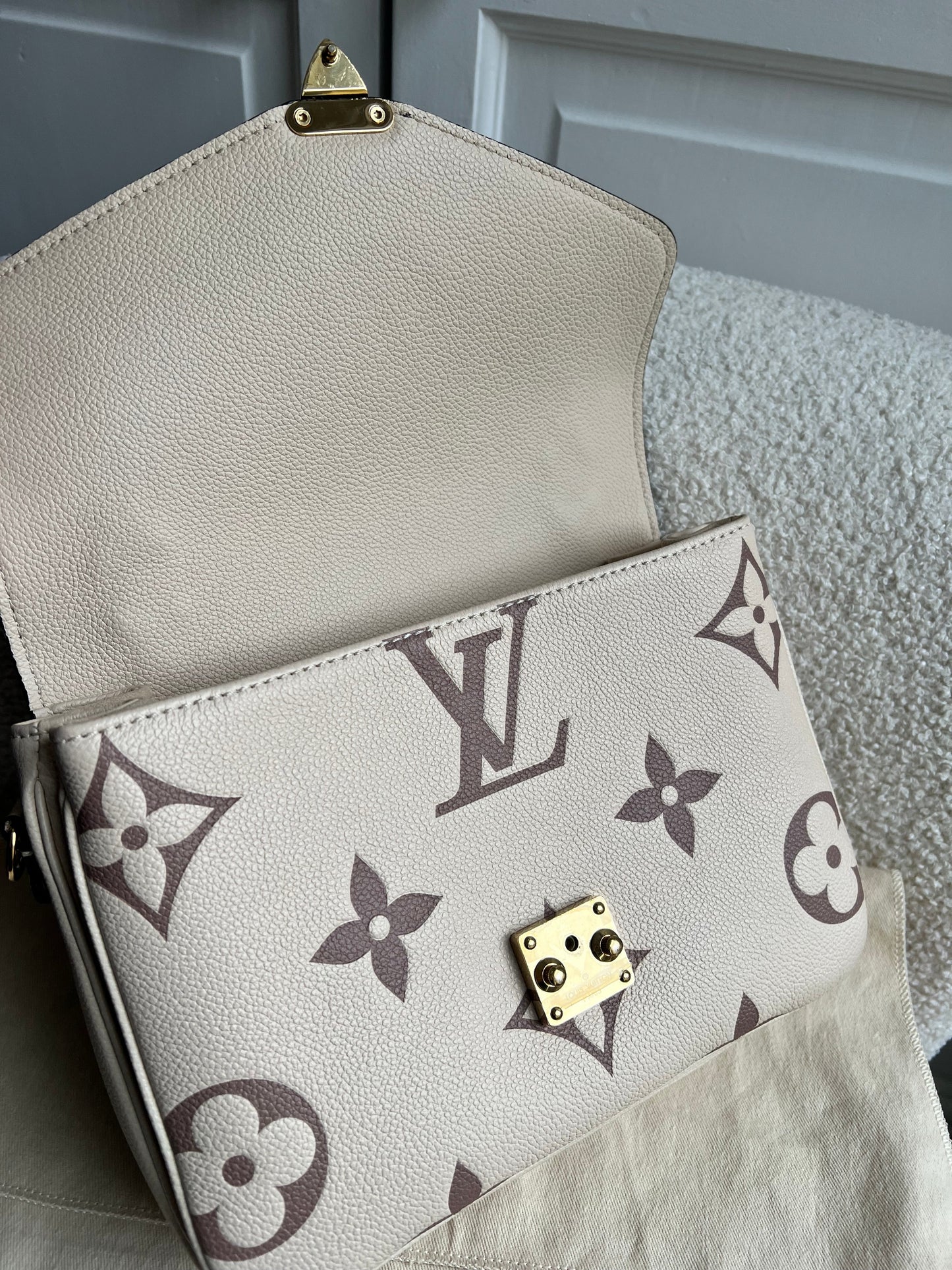 Louis Vuitton Pochette Metis Bicolour Empreinte (RRP £2,230)