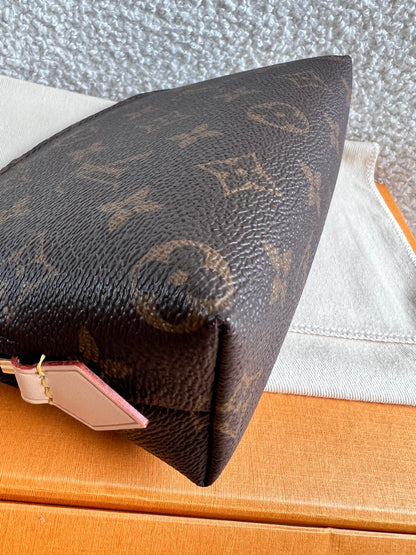 Louis Vuitton Cosmetic Pouch PM Monogram (RRP £415)