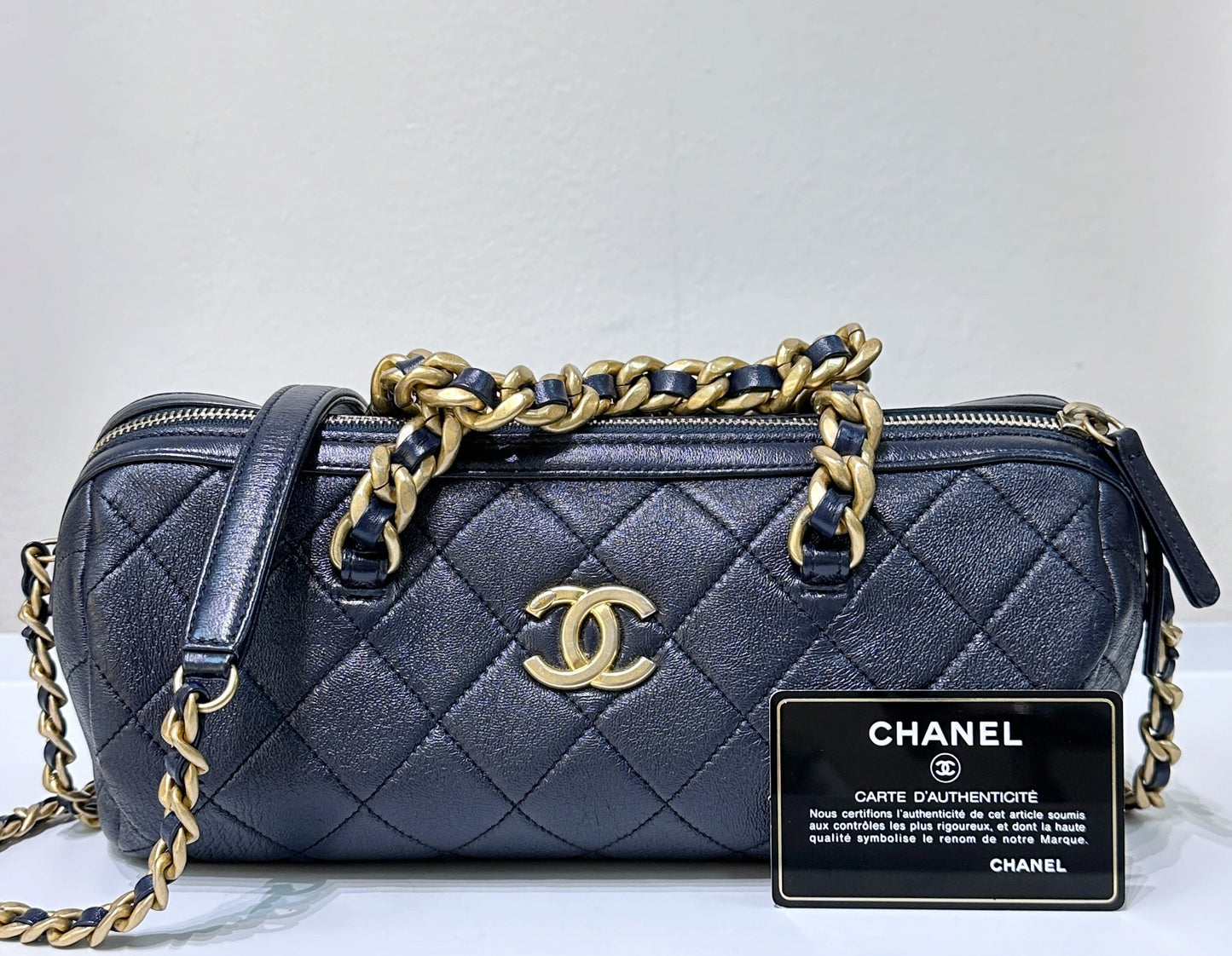 Chanel Bowling chain handbag Womens shoulder bag Navy Blue GHW