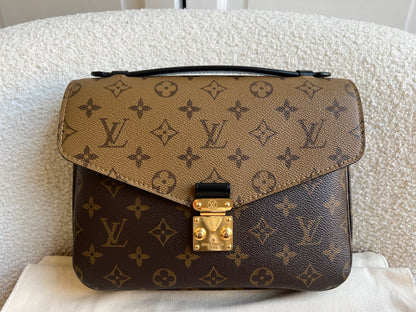 Louis Vuitton Pochette Metis Reverse Monogram (RRP £2,060)
