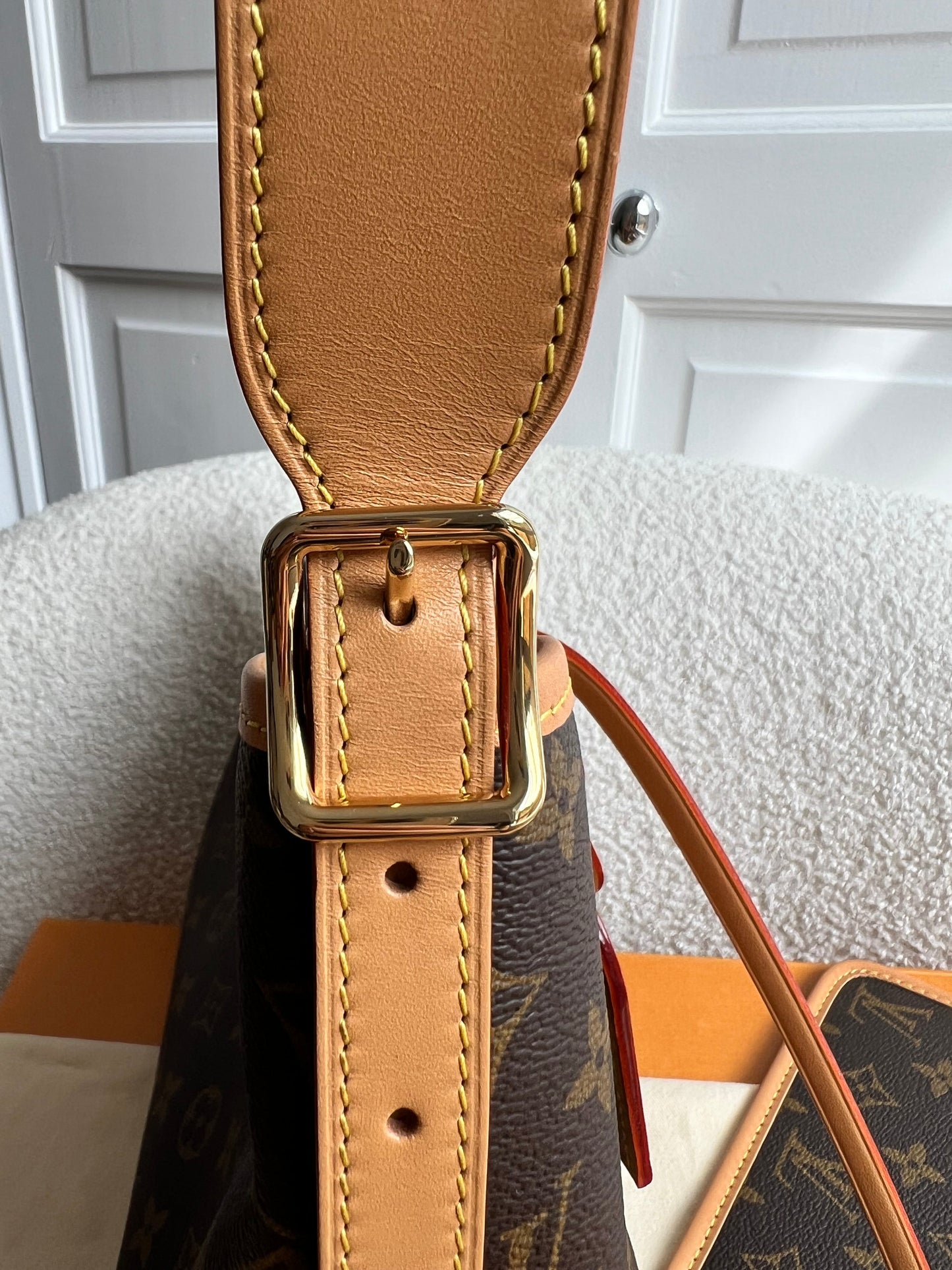 Louis Vuitton Carryall PM Monogram Canvas (RRP £2240)