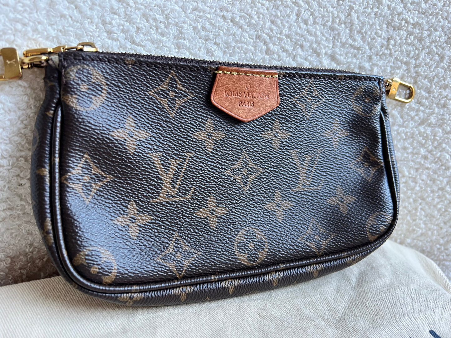 Louis Vuitton Multi Pochette Accessoires Rose Chiaro (RRP £2030)