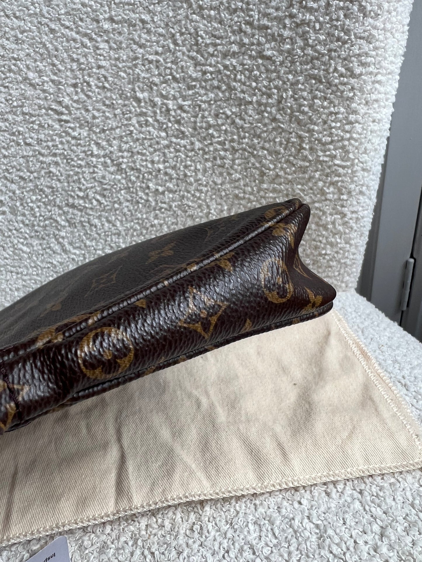 Louis Vuitton Multi Pochette Accessoires Khaki (RRP £2070)