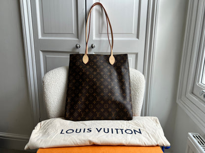 Louis Vuitton Carry It Tote