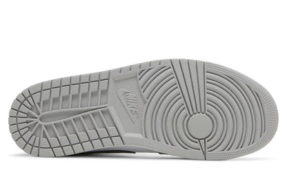 Air Jordan 1 Mid 'Light Smoke Grey'