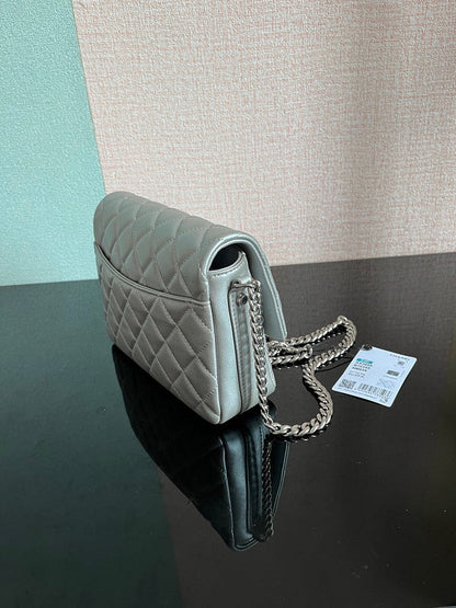 Chanel Luxury Handbag Style 43