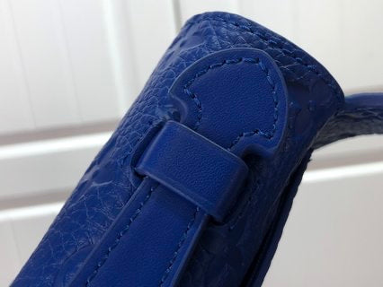 Louis Vuitton S Lock Sling Bag