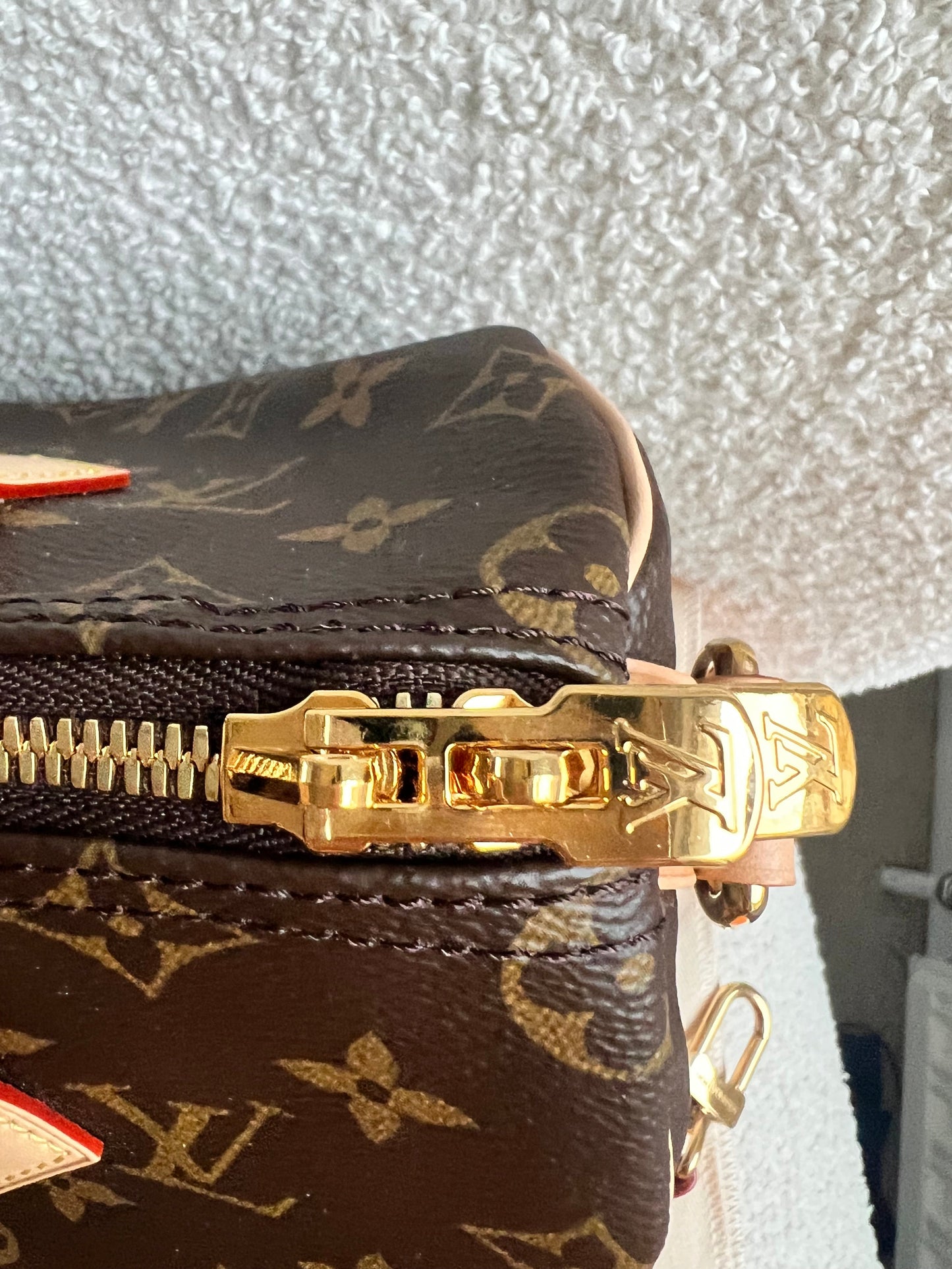 Louis Vuitton Speedy 25 Bandouliere Monogram (RRP £1,440)