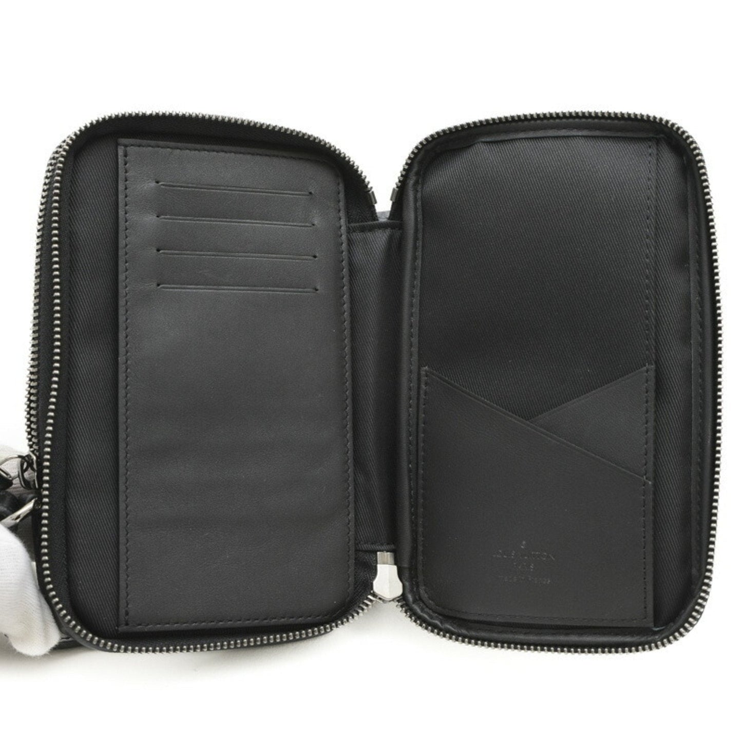 Louis Vuitton   Shoulder Bag