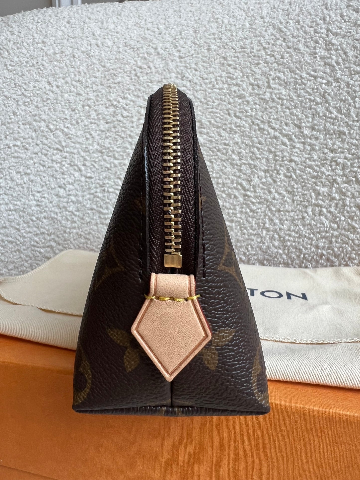 Louis Vuitton Cosmetic Pouch PM Monogram (RRP £425)