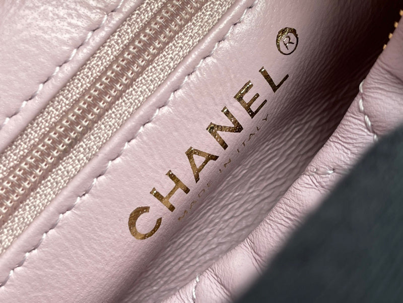 Chanel Luxury Handbag Style 621