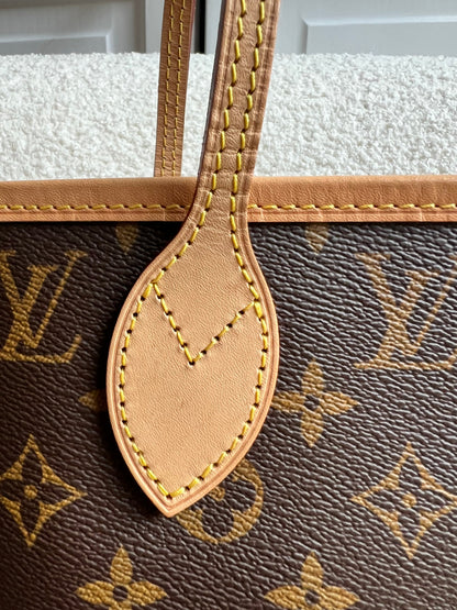 Louis Vuitton Neverfull MM Monogram Pivoine (RRP £1,430)