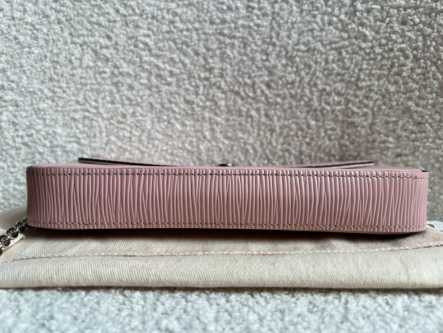 Louis Vuitton Felicie Pochette Rose Ballerine Epi (RRP £1160)
